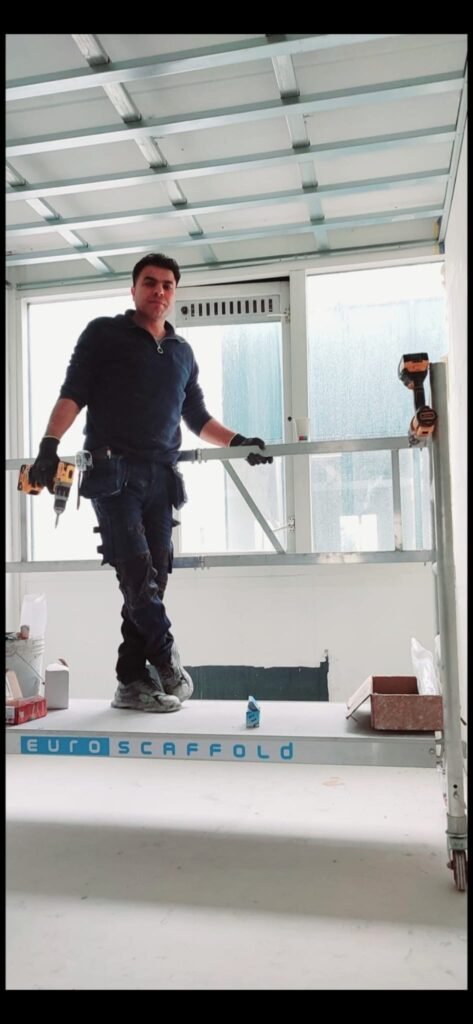 052eba44-0ad8-4953-9b5f-d15f486cf1c5 (1)