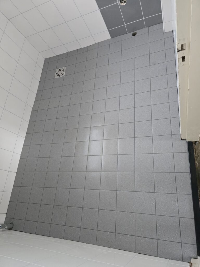 4e70df01-afa7-47af-8119-42c62a00eca2