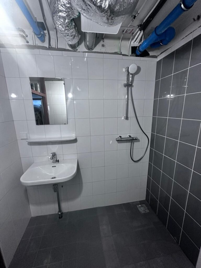 9c5a9997-8a0f-4c80-9d03-3df5f66cd324