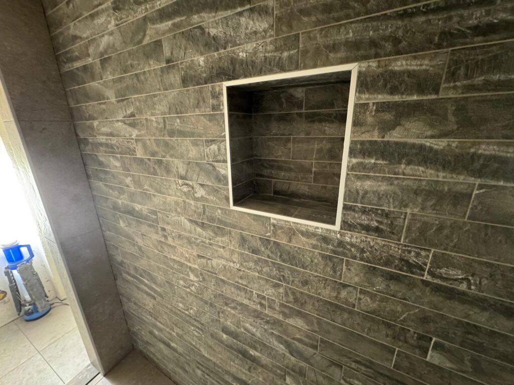 e0985938-f2ef-4e89-9263-b9d049765e8c