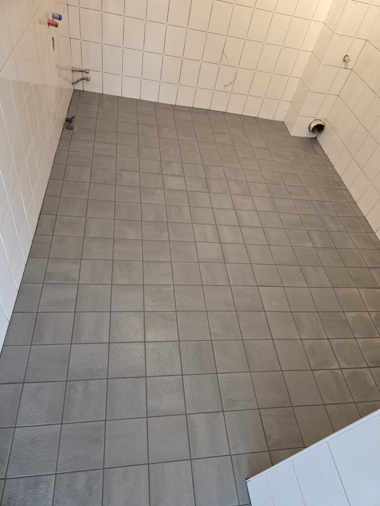 e7d72c36-d18a-492b-9d6f-93c378fa3023