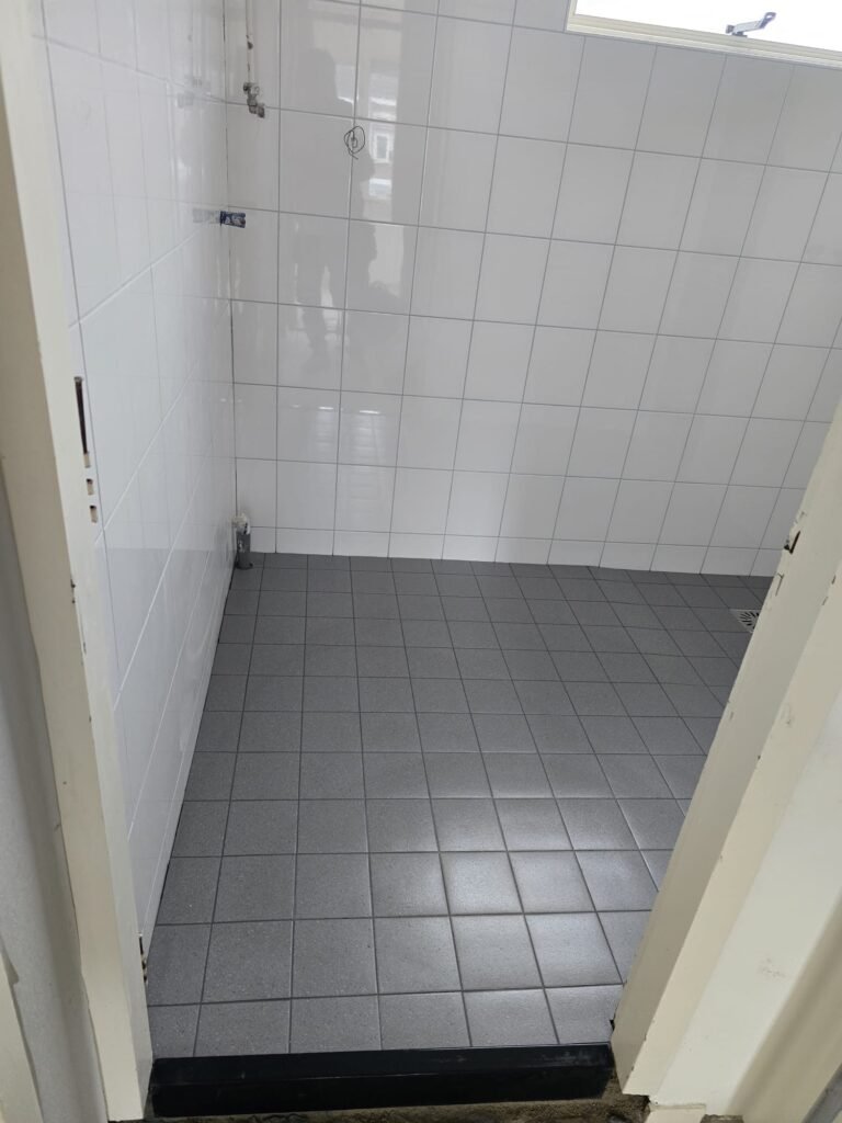 fe38b4cd-55b7-4aa6-86cd-23a250f38c92